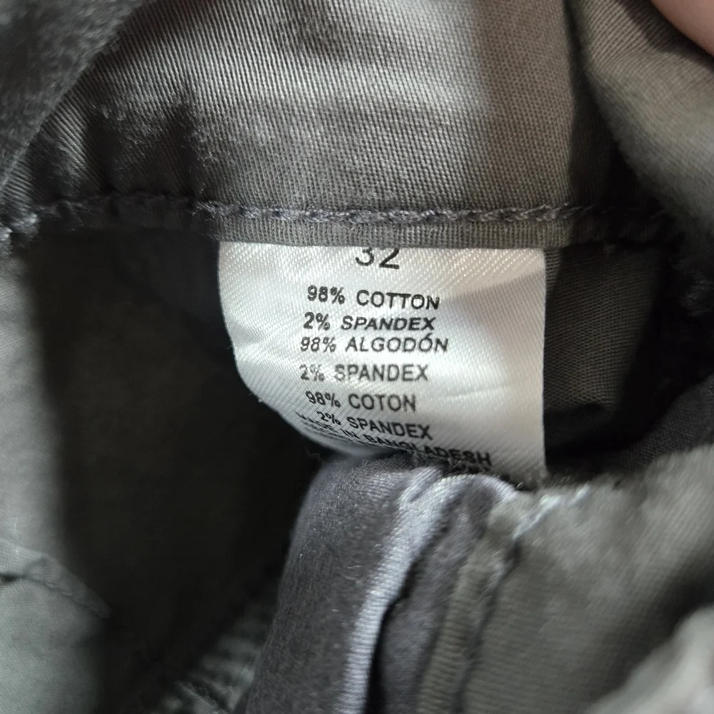 UNIONBAY Men's Gray Cargo Shorts